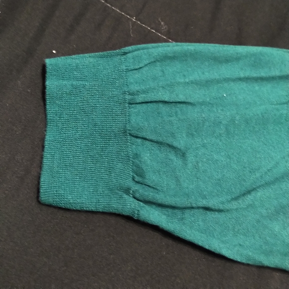 Thin Sweater Top - Picture 5 of 5